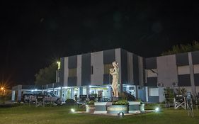 Cristal Hotel
